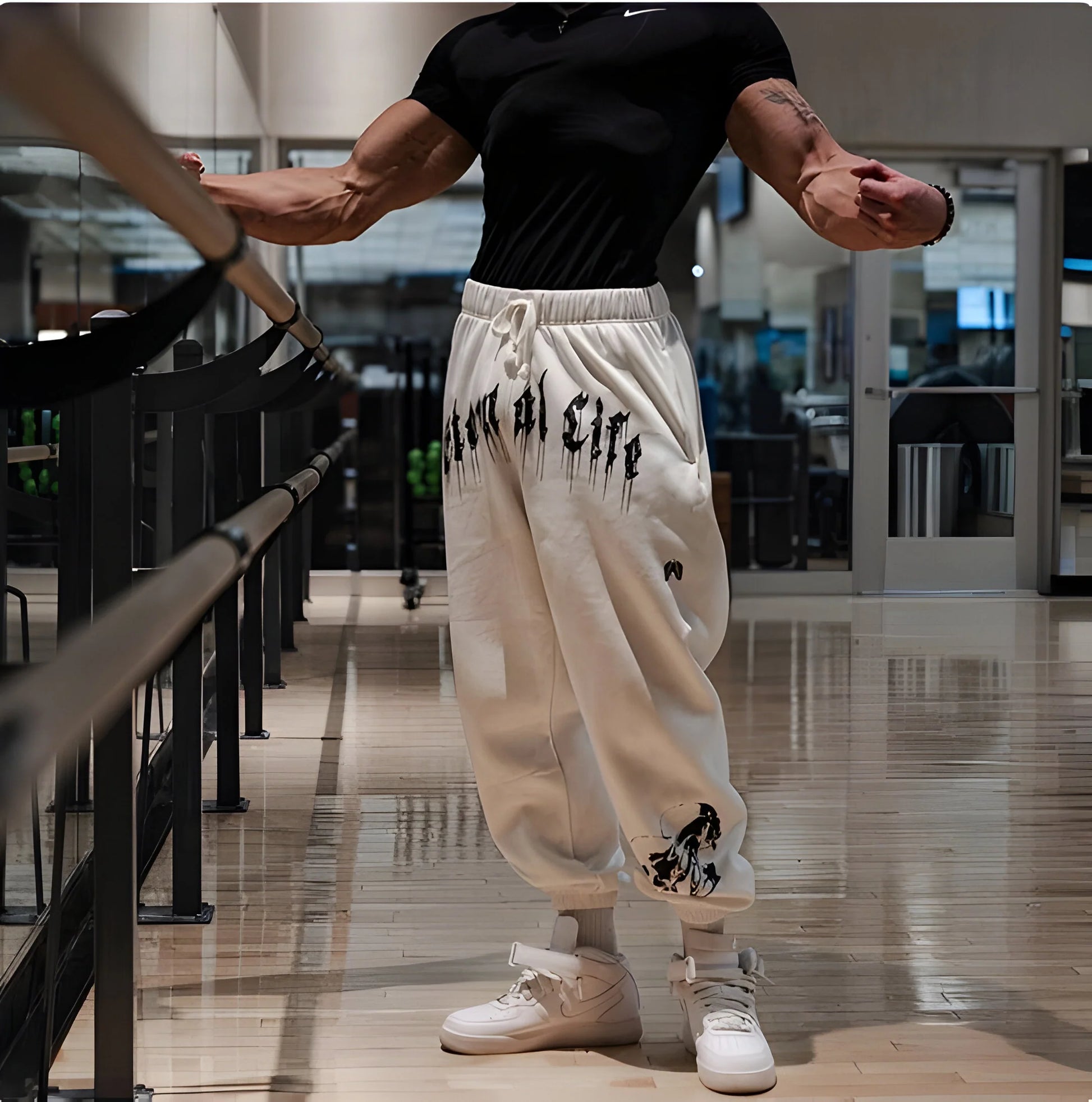 WHITE GYM SET / Berserk